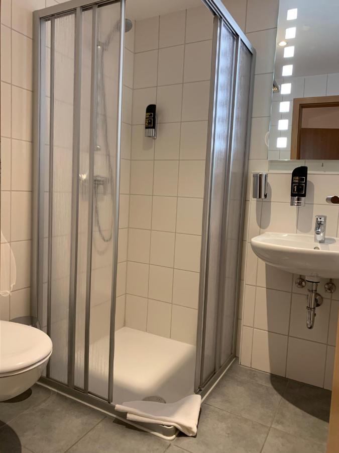 Marias Inn - Bed & Breakfast Garching bei Muenchen Exterior photo
