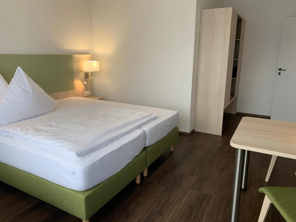 Marias Inn - Bed & Breakfast Garching bei Muenchen Exterior photo