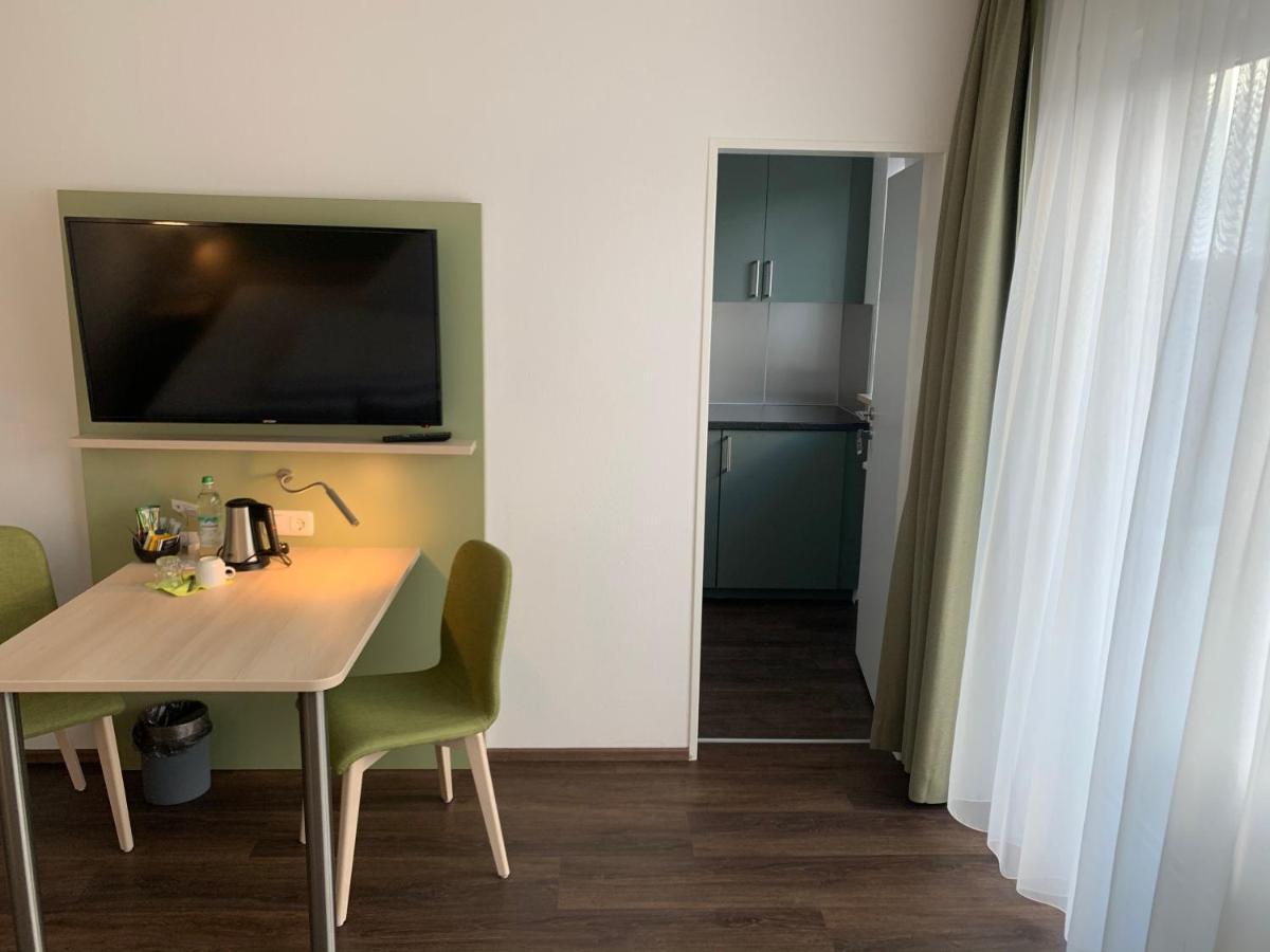 Marias Inn - Bed & Breakfast Garching bei Muenchen Exterior photo