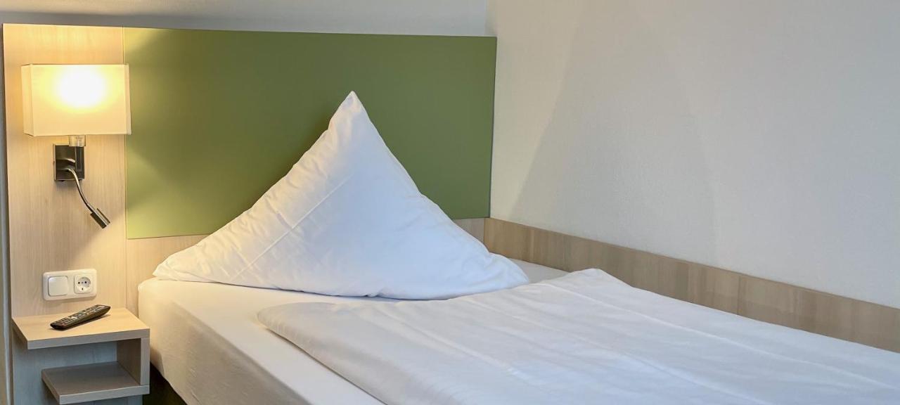 Marias Inn - Bed & Breakfast Garching bei Muenchen Exterior photo